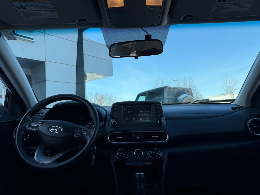 2020 Hyundai Kona ESSENTIAL in Drummondville, Quebec - 10 - w1024h768px