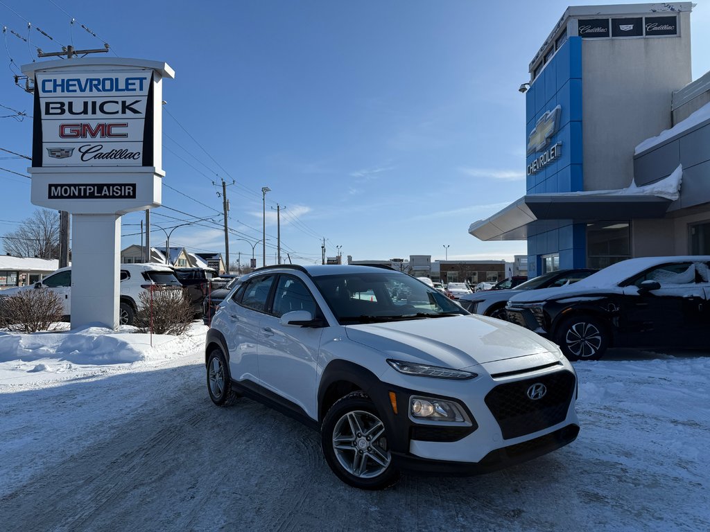 2020 Hyundai Kona ESSENTIAL in Drummondville, Quebec - 1 - w1024h768px