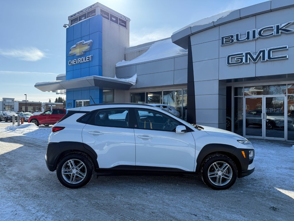 2020 Hyundai Kona ESSENTIAL in Drummondville, Quebec - 3 - w1024h768px