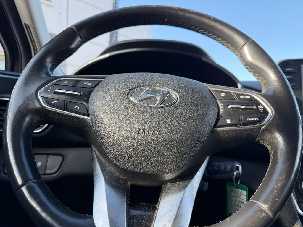 2019 Hyundai Santa Fe Essential in Drummondville, Quebec - 10 - w1024h768px