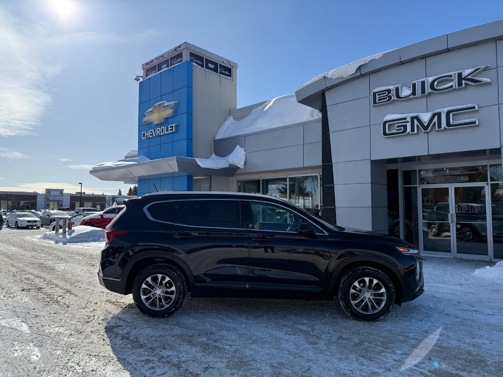 2019 Hyundai Santa Fe Essential in Drummondville, Quebec - 3 - w1024h768px