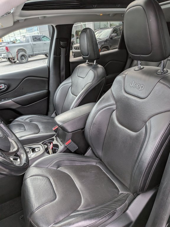 2019 Jeep Cherokee Limited in Saint-Hyacinthe, Quebec - 12 - w1024h768px