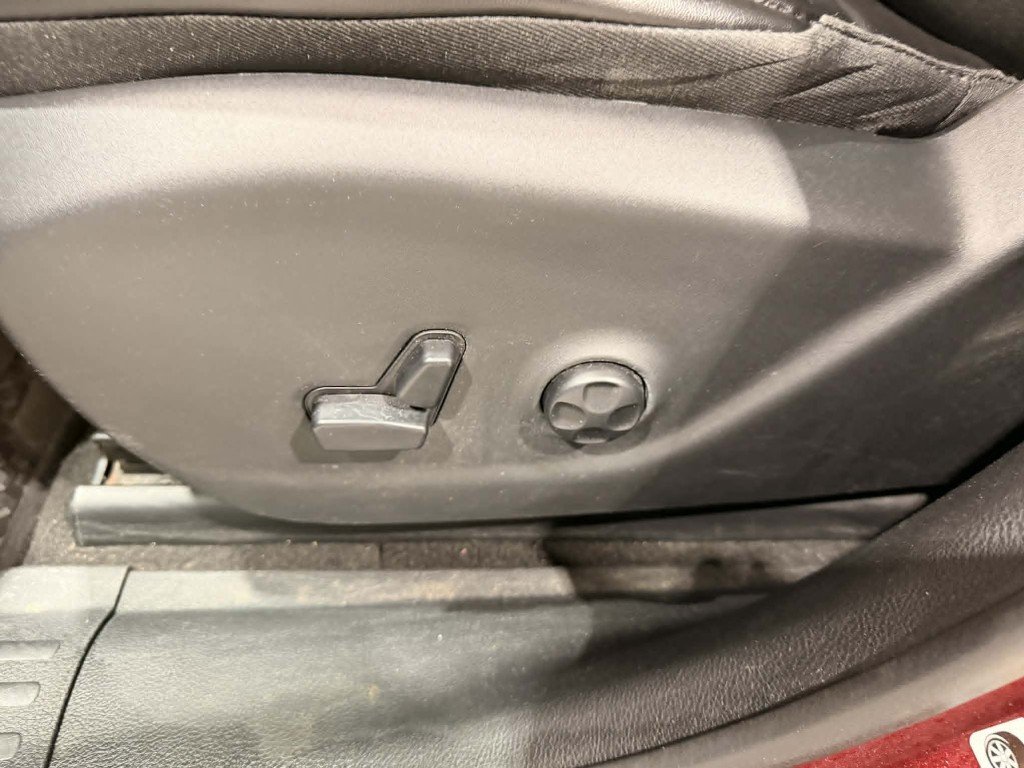 2020 Jeep Cherokee Trailhawk in Quebec, Quebec - 18 - w1024h768px