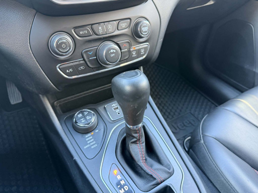 2020 Jeep Cherokee Trailhawk in Quebec, Quebec - 20 - w1024h768px