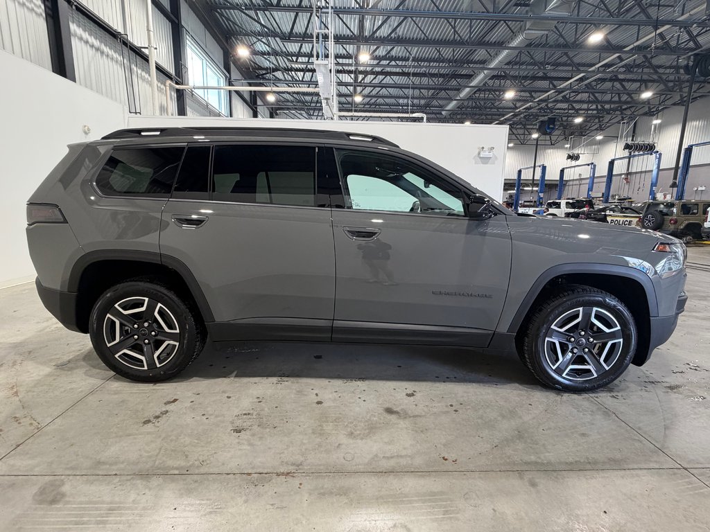 Jeep Cherokee LAREDO 2026 à Saint-Hyacinthe, Québec - 4 - w1024h768px