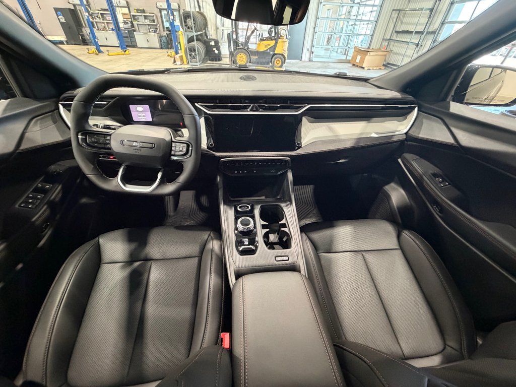 2026 Jeep Cherokee LIMITED in Saint-Hyacinthe, Quebec - 9 - w1024h768px