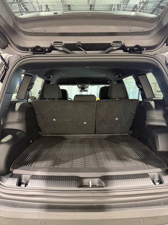 2026 Jeep Cherokee LAREDO in Saint-Hyacinthe, Quebec - 9 - w1024h768px