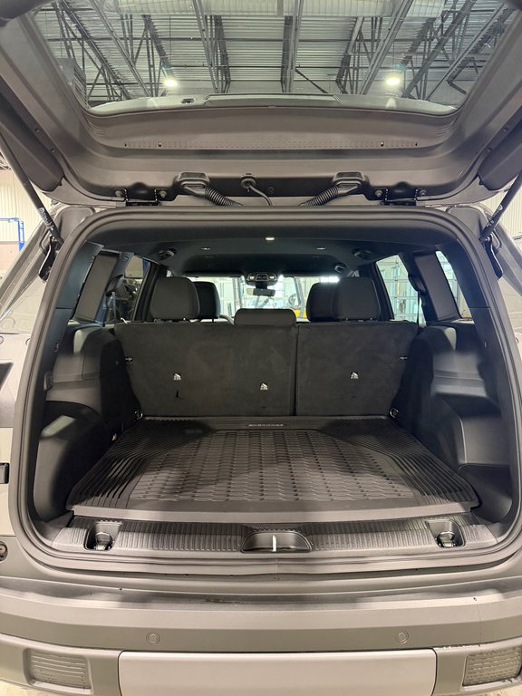 2026 Jeep Cherokee LAREDO in Saint-Hyacinthe, Quebec - 5 - w1024h768px