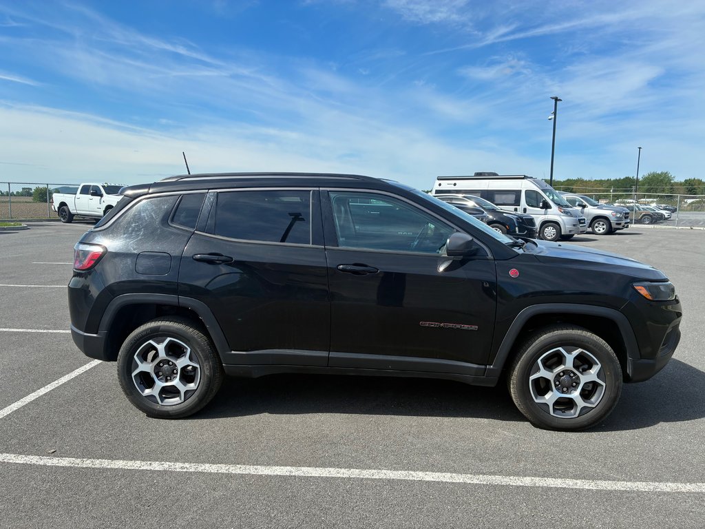 2022 Jeep Compass Trailhawk in Saint-Hyacinthe, Quebec - 3 - w1024h768px