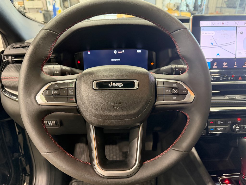 2025 Jeep Compass Trailhawk in Saint-Hyacinthe, Quebec - 18 - w1024h768px
