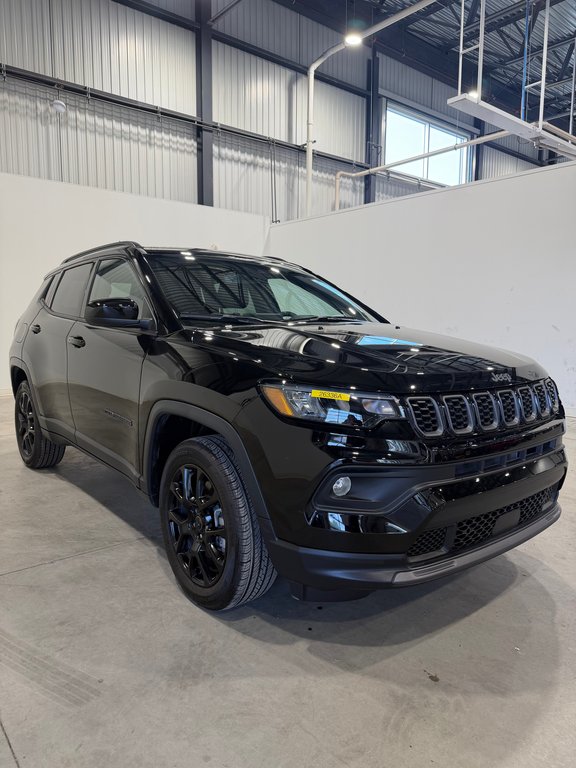 2025 Jeep Compass Altitude in Saint-Hyacinthe, Quebec - 3 - w1024h768px