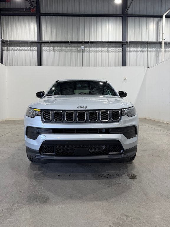 Jeep Compass SPORT 2026 à Saint-Hyacinthe, Québec - 2 - w1024h768px