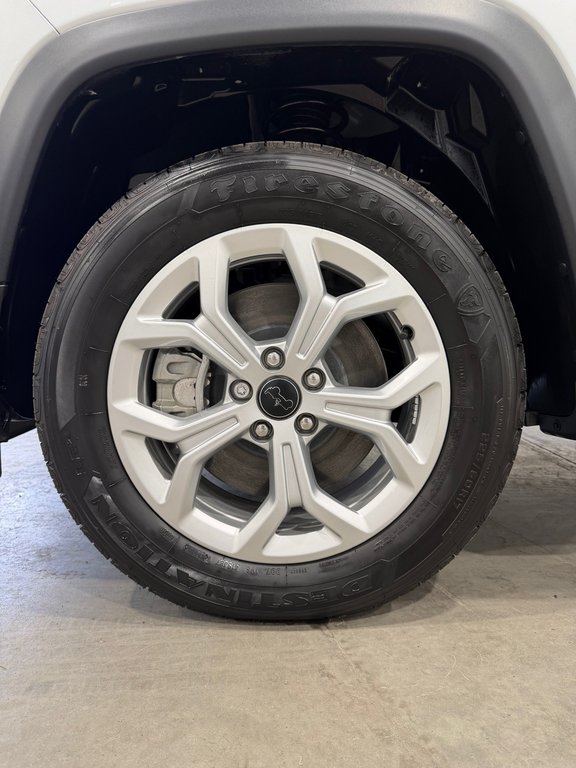 Jeep Compass SPORT 2026 à Saint-Hyacinthe, Québec - 9 - w1024h768px