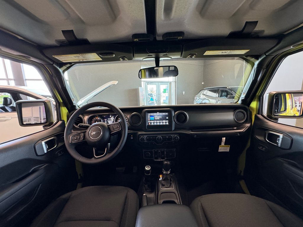 2023 Jeep Gladiator WILLYS in St-Jean-Sur-Richelieu, Quebec - 9 - w1024h768px