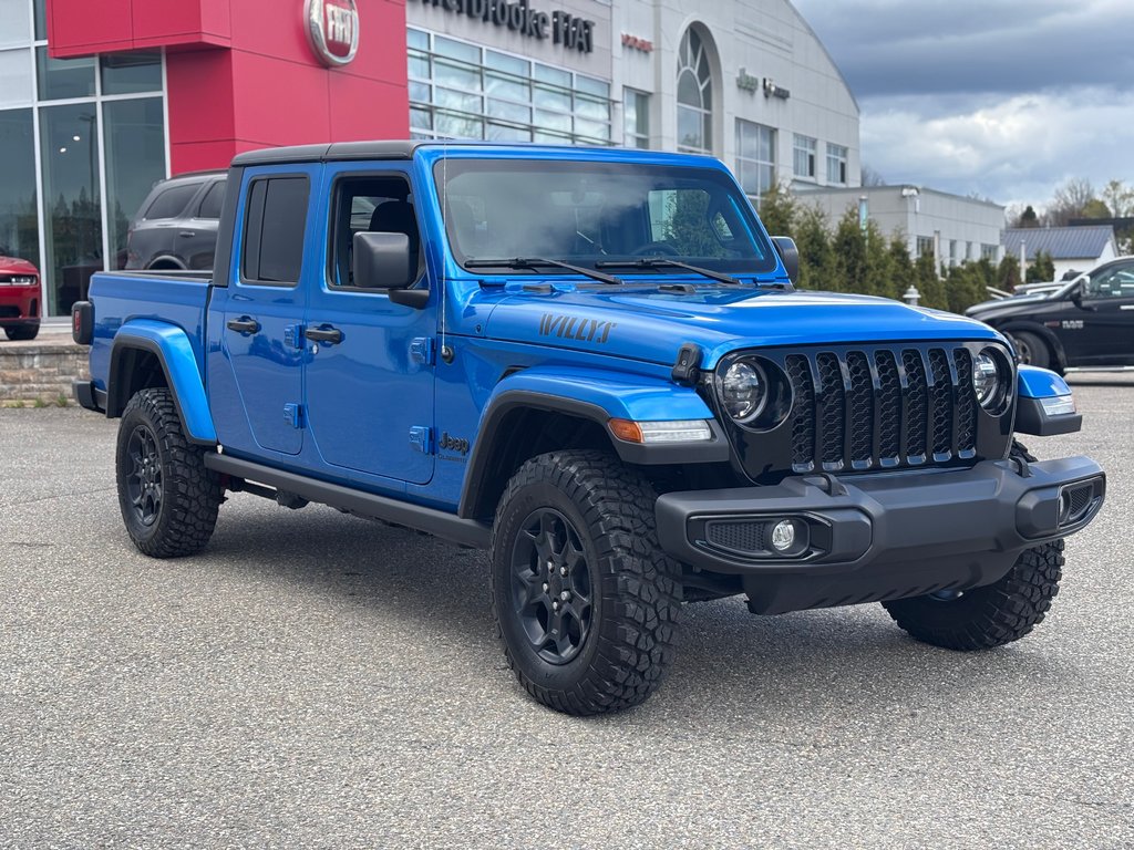 2023 Jeep Gladiator WILLYS 4X4 // NAVIGATION in Sherbrooke, Quebec - 2 - w1024h768px