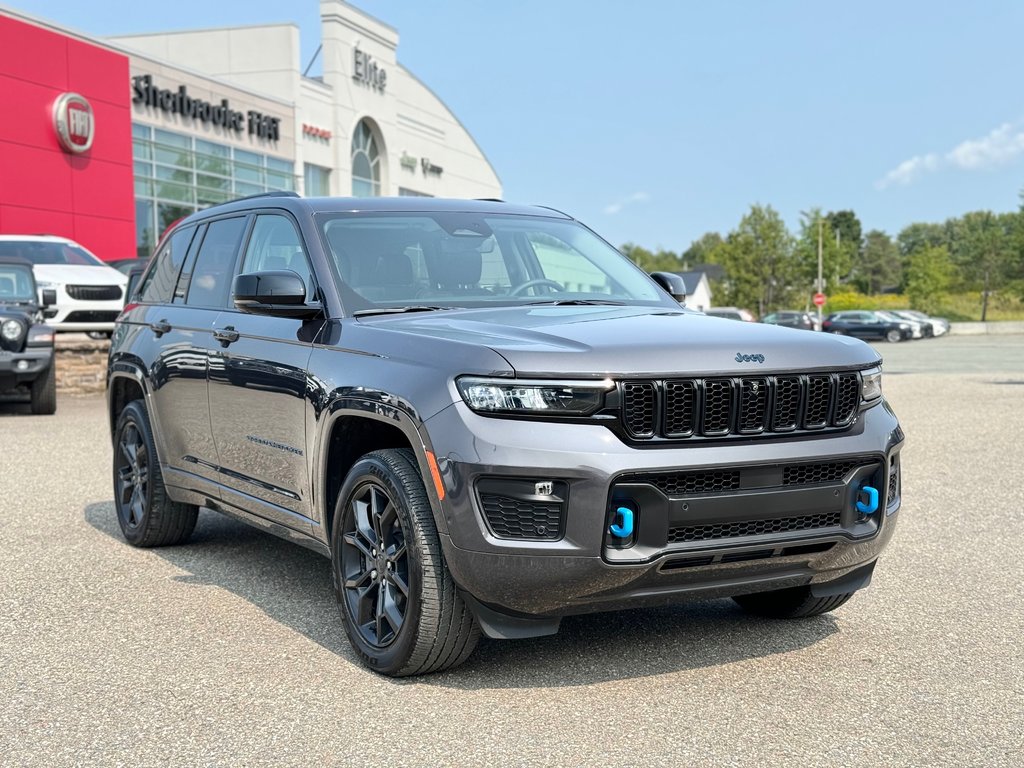 Grand Cherokee 4xe 30TH ANNIVERSARY 2023 à Sherbrooke, Québec - 2 - w1024h768px