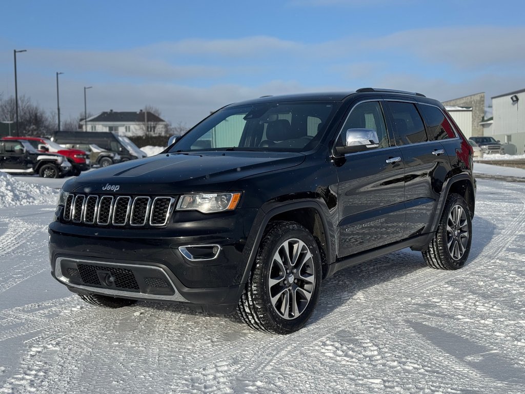 2018 Jeep Grand Cherokee LIMITED 4X4 // CUIR // ENS. SÉCURITÉ // NAV in Sherbrooke, Quebec - 1 - w1024h768px