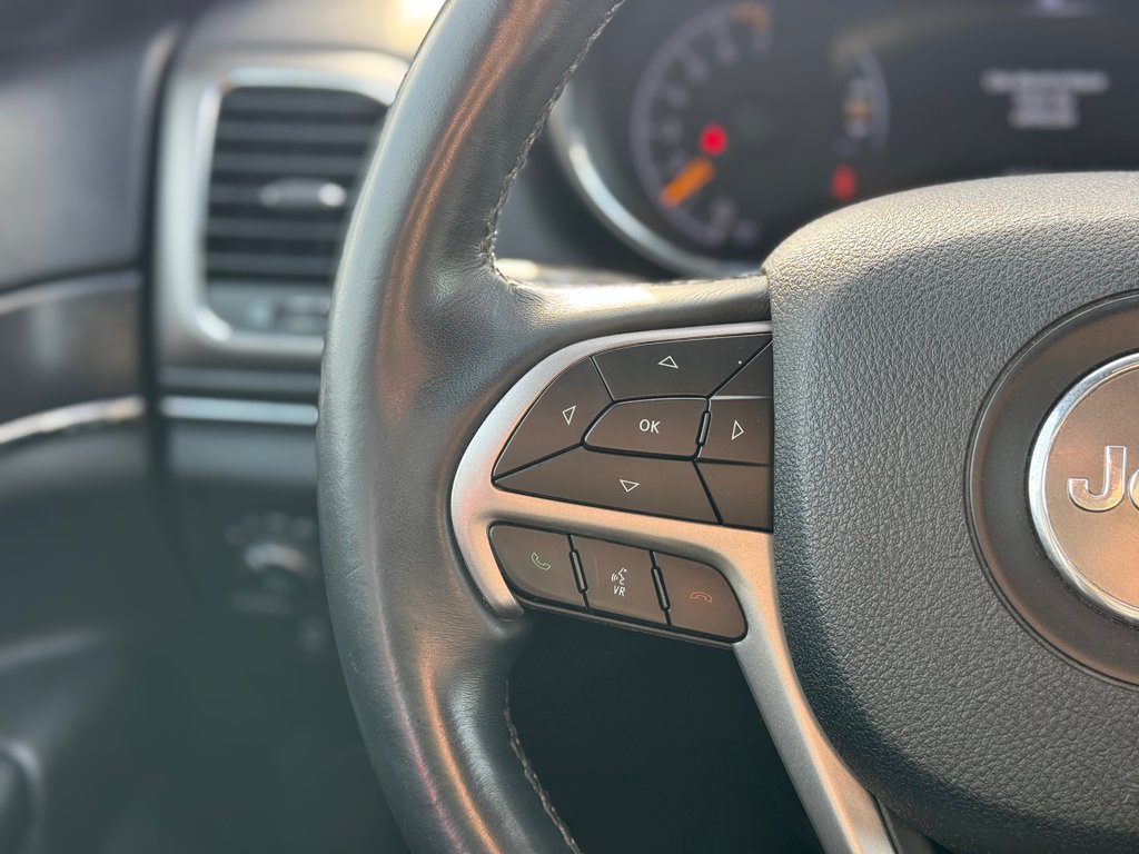 2018 Jeep Grand Cherokee LIMITED 4X4 // CUIR // ENS. SÉCURITÉ // NAV in Sherbrooke, Quebec - 15 - w1024h768px