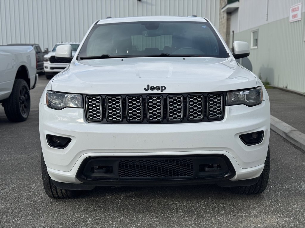 Grand Cherokee ALTITUDE 4X4 // TOIT OUVRANT 2020 à Sherbrooke, Québec - 2 - w1024h768px