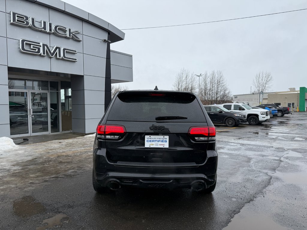 2014 Jeep Grand Cherokee SRT8 in Drummondville, Quebec - 4 - w1024h768px