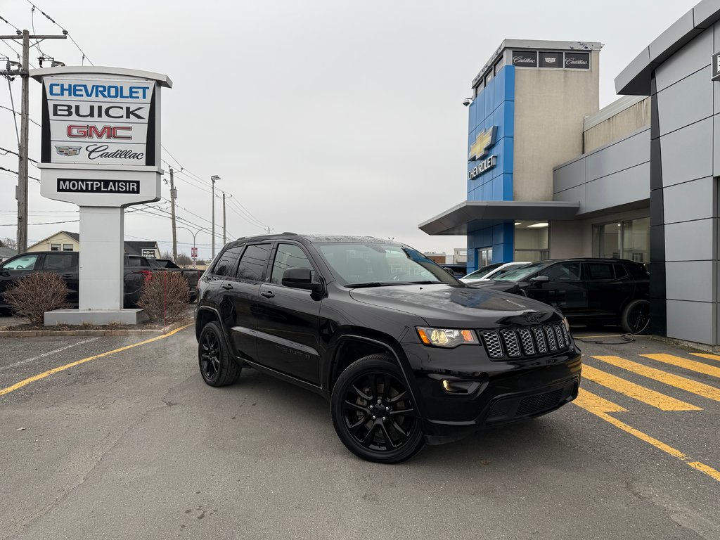 2021  Grand Cherokee ALTITUDE in Drummondville, Quebec - 1 - w1024h768px