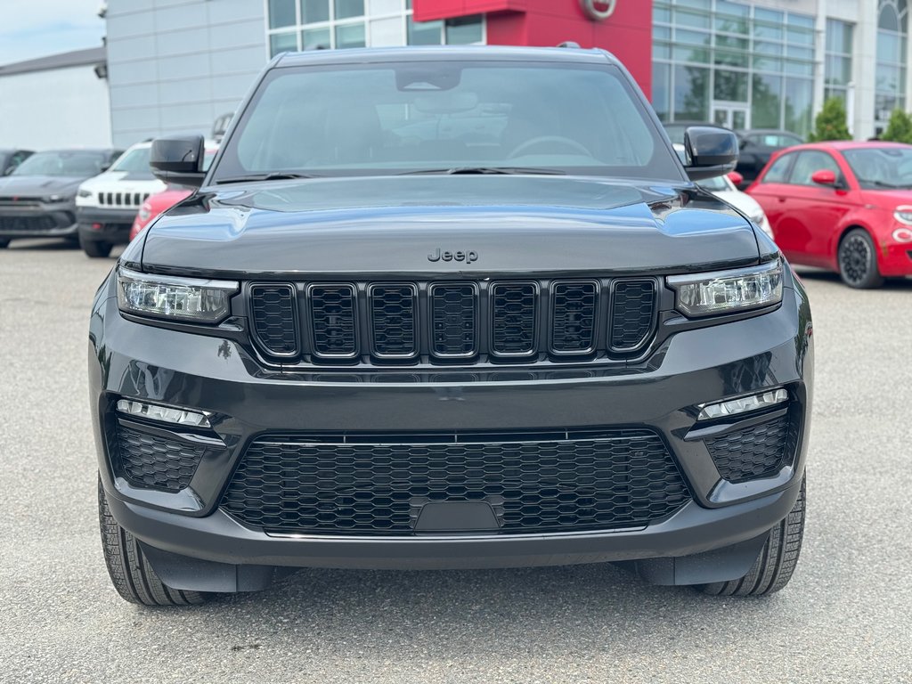 2024  Grand Cherokee LIMITED in Sherbrooke, Quebec - 3 - w1024h768px