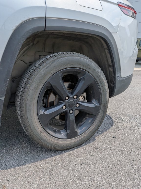 2024 Jeep Grand Cherokee Limited in Saint-Hyacinthe, Quebec - 7 - w1024h768px