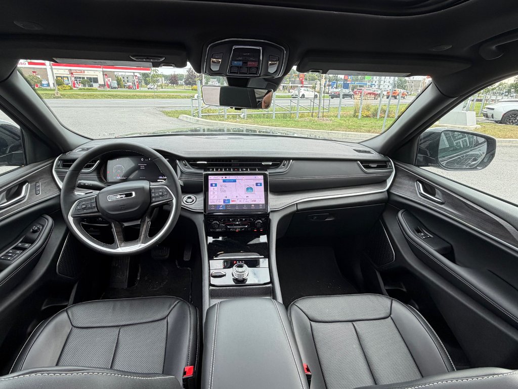 2024 Jeep Grand Cherokee Limited in Saint-Hyacinthe, Quebec - 7 - w1024h768px