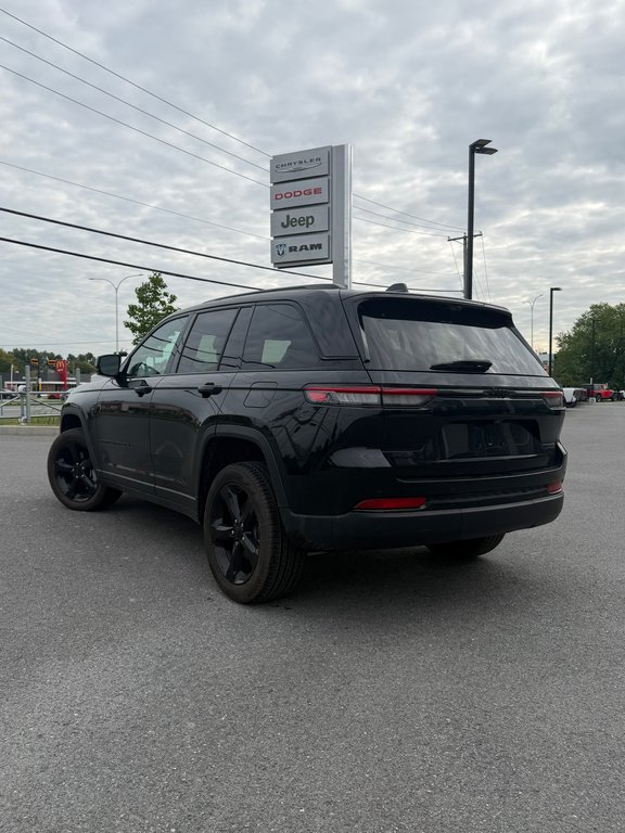 2024 Jeep Grand Cherokee Limited in Saint-Hyacinthe, Quebec - 2 - w1024h768px