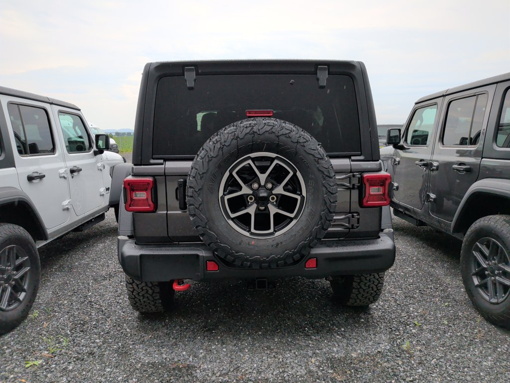 2026 Jeep Wrangler 4-Door RUBICON in Saint-Hyacinthe, Quebec - 3 - w1024h768px