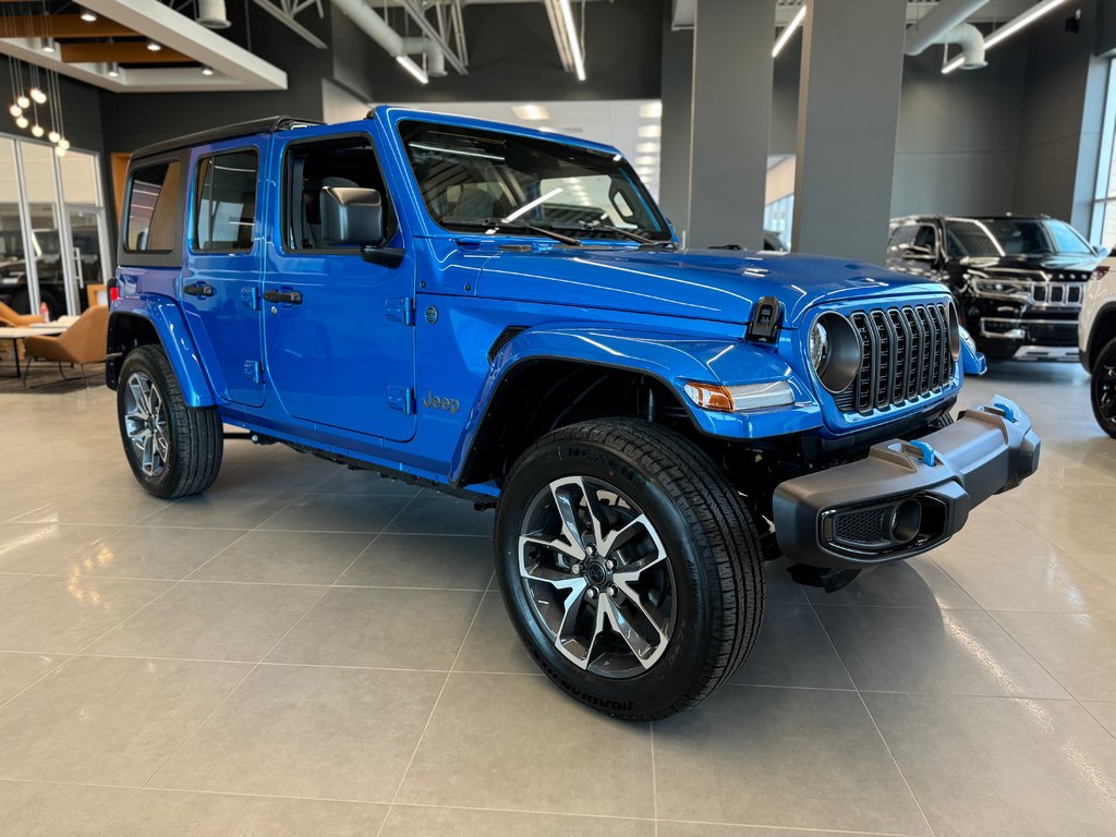 2024  Wrangler 4xe SPORT S in Sherbrooke, Quebec - 6 - w1024h768px