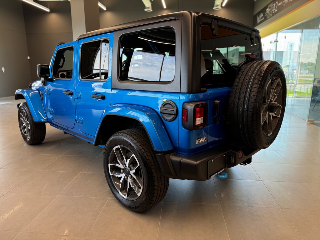 2024  Wrangler 4xe SPORT S in Sherbrooke, Quebec - 2 - w1024h768px