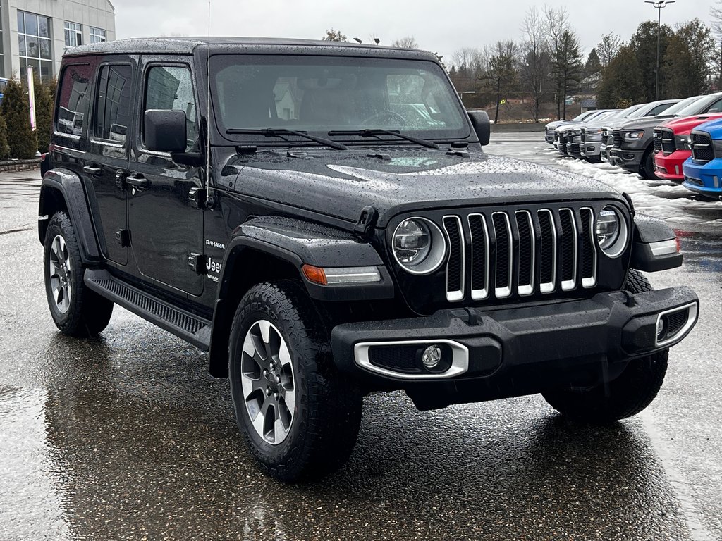 2021  Wrangler UNLIMITED SAHARA 4X4 // TOIT SKY ONE TOUCH // CUIR in Sherbrooke, Quebec - 2 - w1024h768px