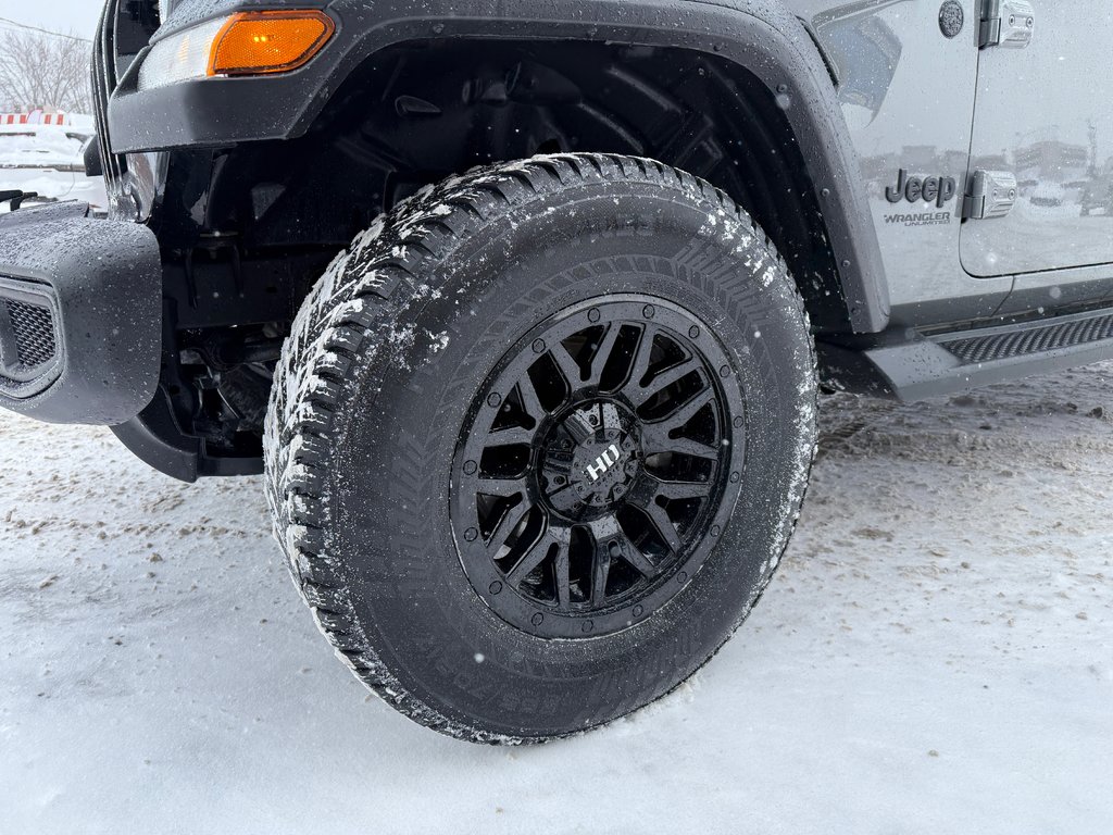 Jeep Wrangler Unlimited Willys 2021 à Drummondville, Québec - 6 - w1024h768px