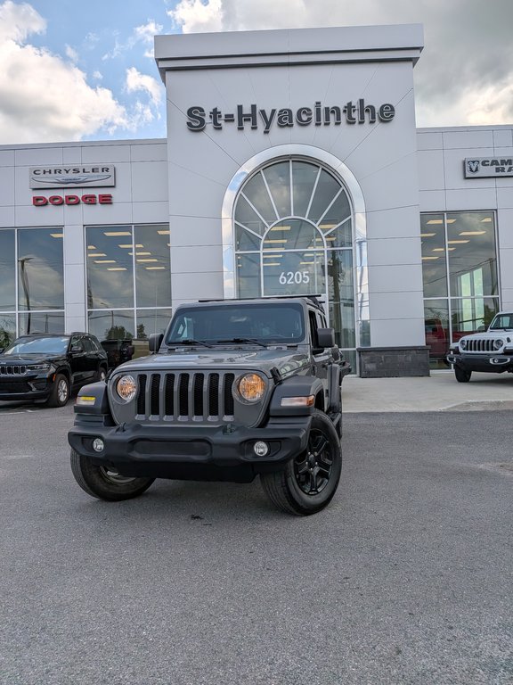 Jeep Wrangler Unlimited Sport 2021 à Saint-Hyacinthe, Québec - 1 - w1024h768px