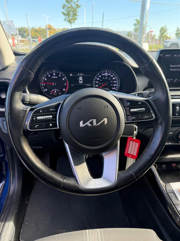2023 Kia Forte EX in Saint-Hyacinthe, Quebec - 9 - w1024h768px