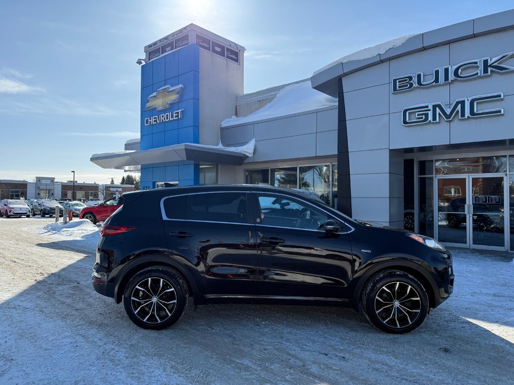 2020 Kia Sportage in Drummondville, Quebec - 3 - w1024h768px