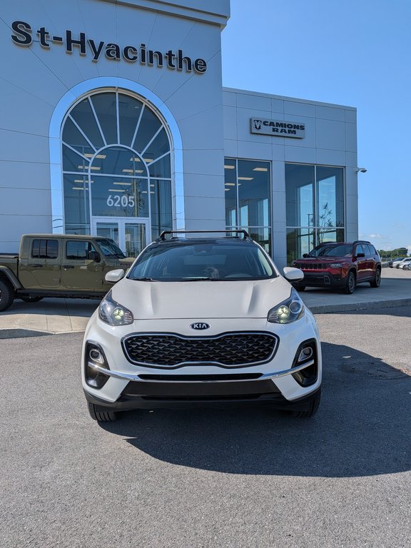 2020 Kia Sportage in Saint-Hyacinthe, Quebec - 3 - w1024h768px