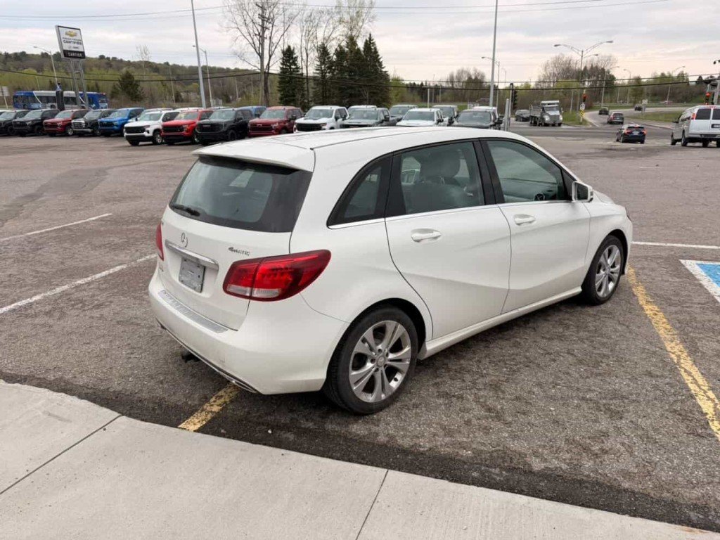 2017 Mercedes-Benz B-Class B 250 Sports Tourer in Quebec, Quebec - 5 - w1024h768px