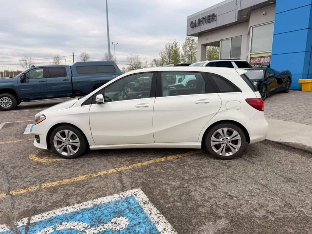 2017 Mercedes-Benz B-Class B 250 Sports Tourer in Quebec, Quebec - 7 - w1024h768px