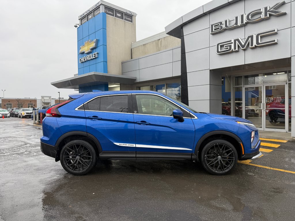 2022  Eclipse Cross ES in Drummondville, Quebec - 3 - w1024h768px