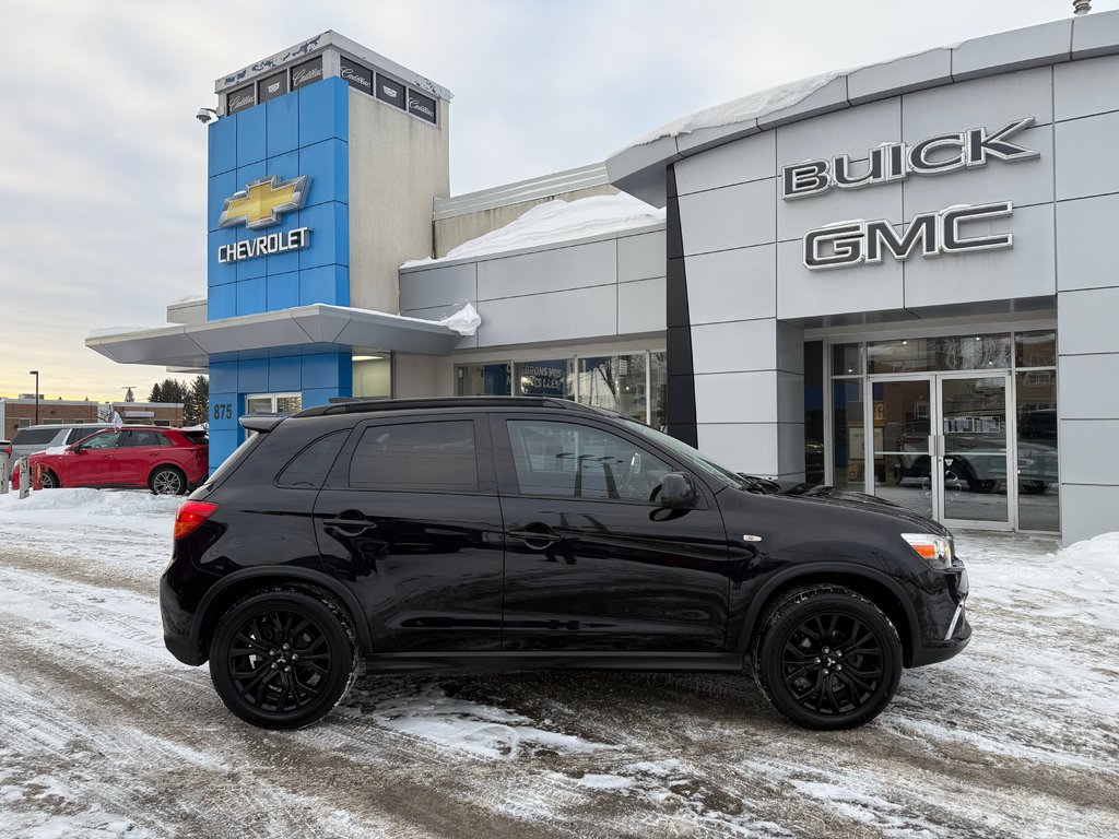 2017 Mitsubishi RVR SE LIMITED in Drummondville, Quebec - 3 - w1024h768px