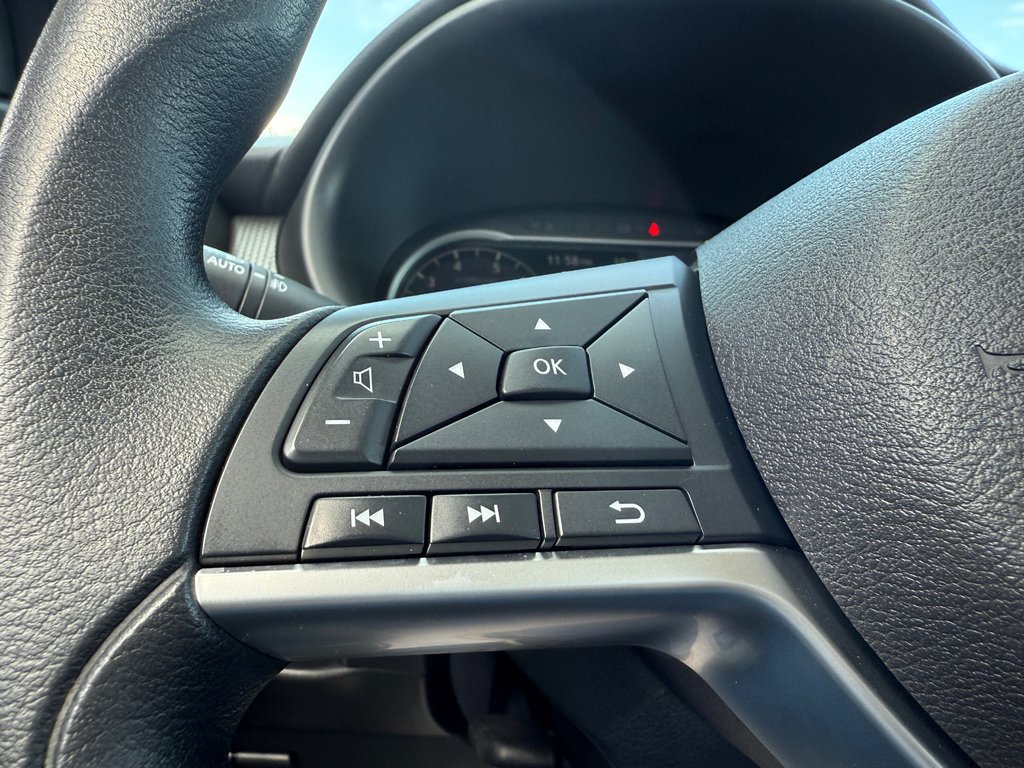 2019 Nissan Kicks SV in Drummondville, Quebec - 12 - w1024h768px