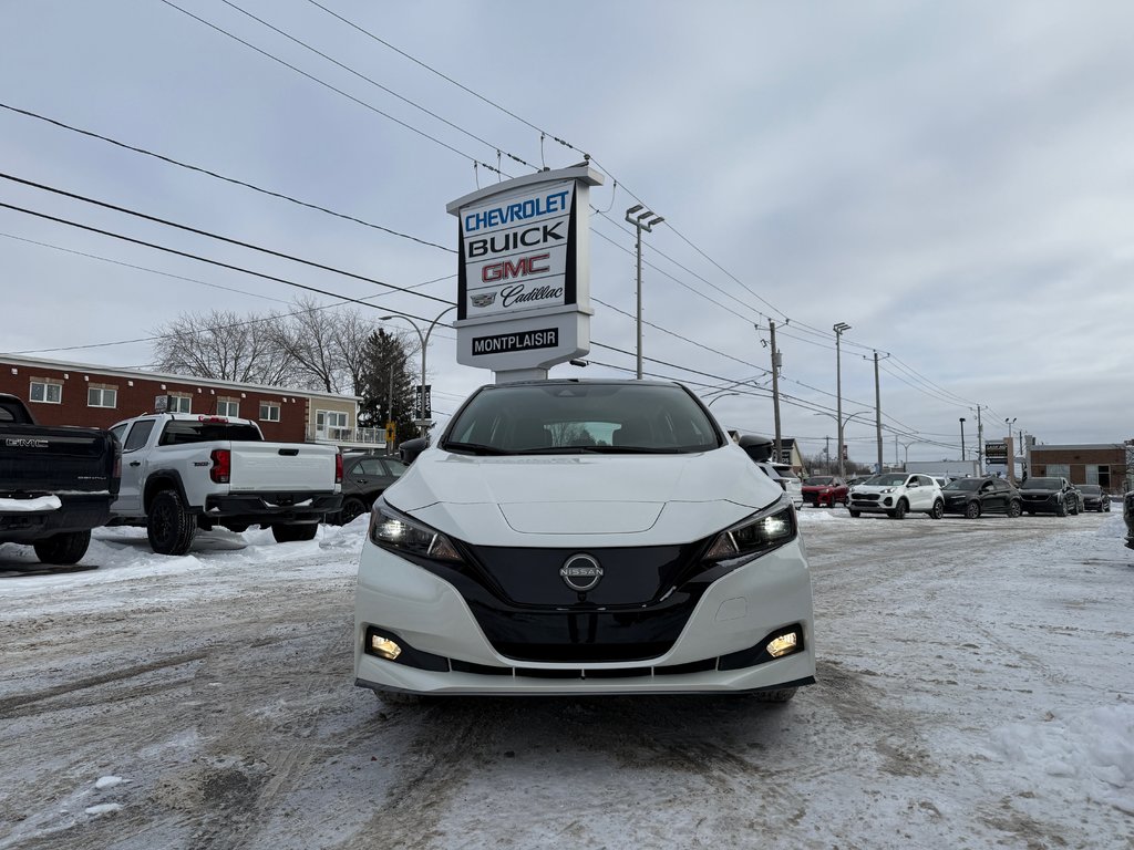 Nissan Leaf SL PLUS 2023 à Drummondville, Québec - 2 - w1024h768px