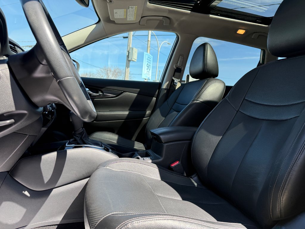 2017 Nissan Rogue SL in Drummondville, Quebec - 8 - w1024h768px