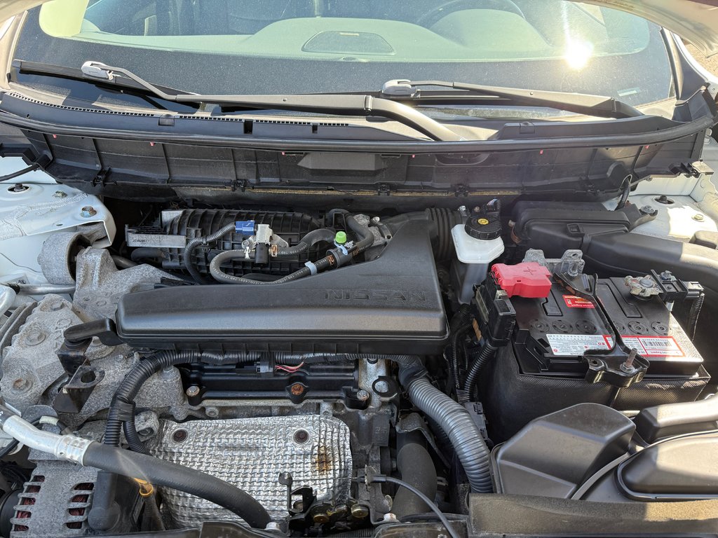 2017 Nissan Rogue SL in Drummondville, Quebec - 7 - w1024h768px