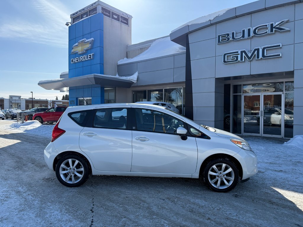 Nissan Versa Note SL 2015 à Drummondville, Québec - 3 - w1024h768px