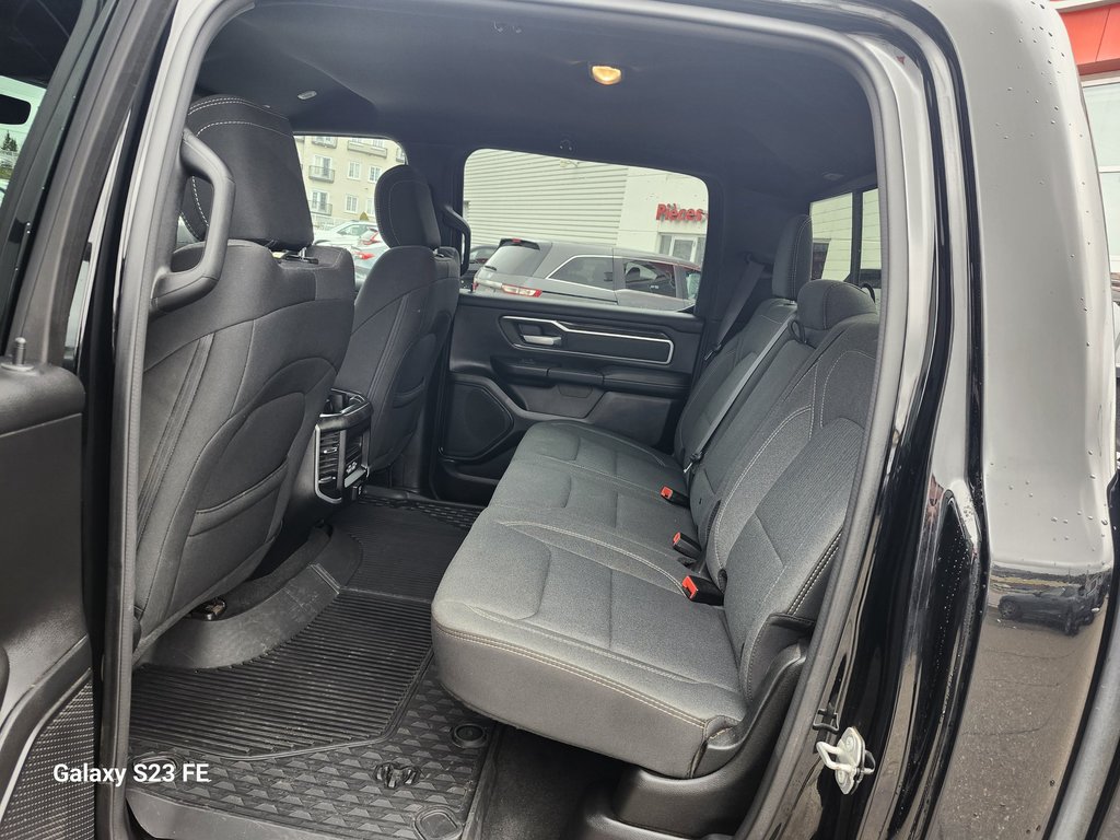 Ram 1500 BIG HORN CREW CAB 4X4  2022 à Rivière-du-Loup, Québec - 15 - w1024h768px