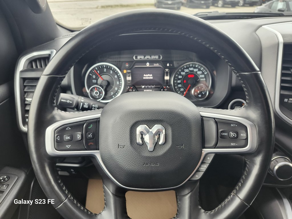 Ram 1500 BIG HORN CREW CAB 4X4  2022 à Rivière-du-Loup, Québec - 17 - w1024h768px