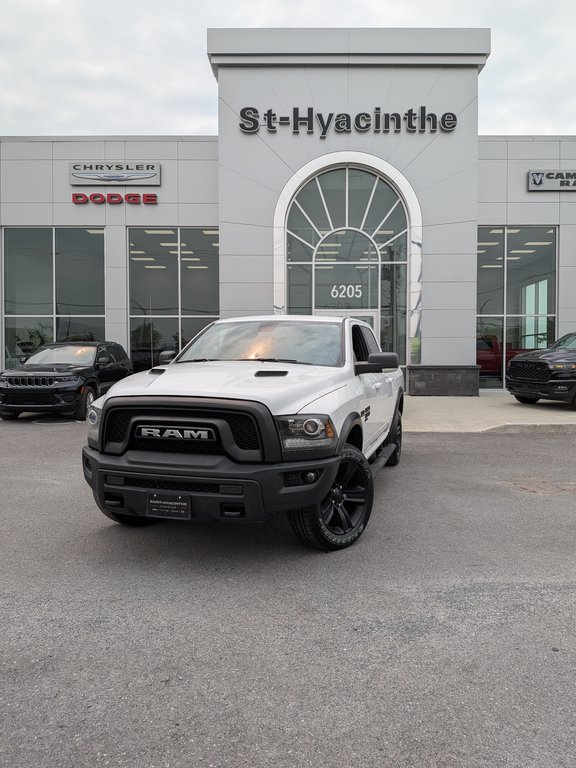 2022 Ram 1500 Classic Warlock in Saint-Hyacinthe, Quebec - 1 - w1024h768px